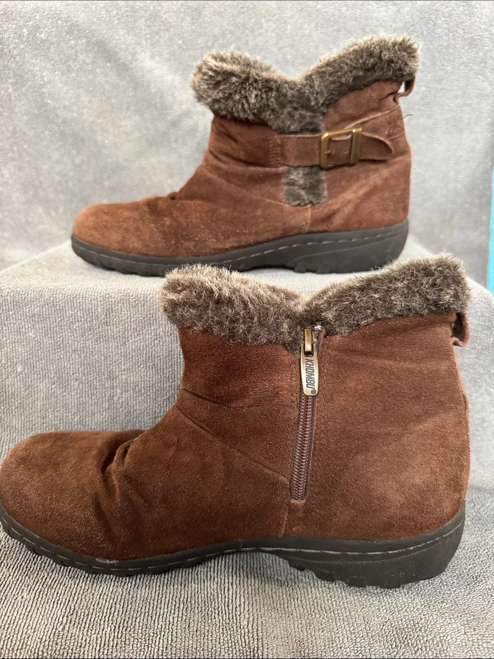 Khombu Lisa Brown Suede Faux Fur All Weather Winter Ankle Boots Size 9